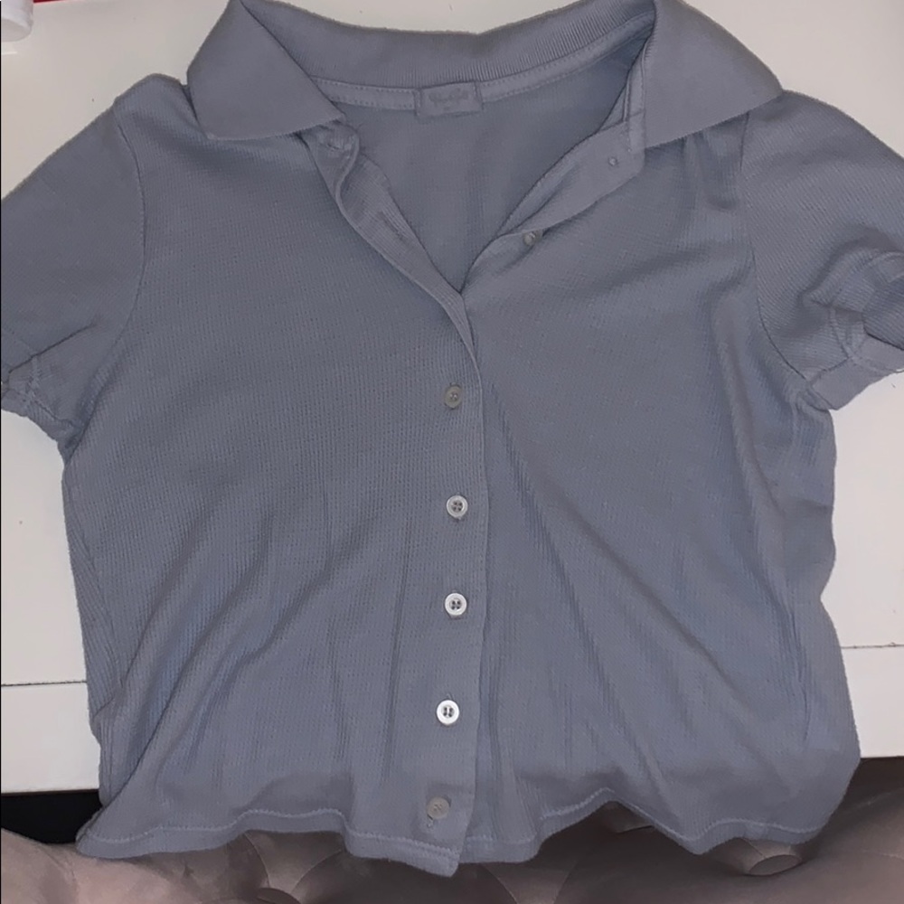 Brandy Melville cropped collared shirt
